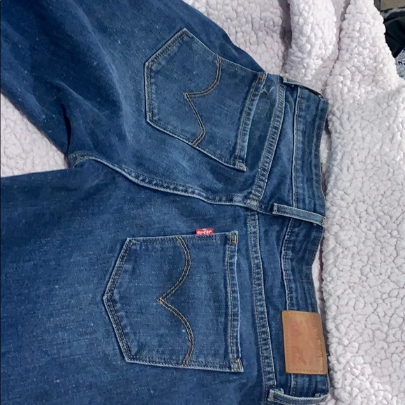 🍍LEVI 711 denim SKINNY Jeans🍍 - Picture 4 of 6